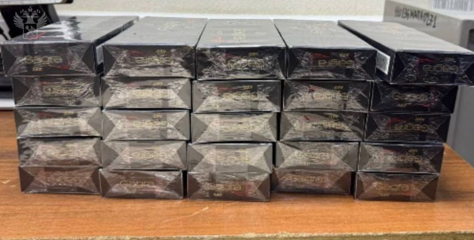 250 пачек сигарет без акцизных марок выявили на таможенном посту "Адлер"