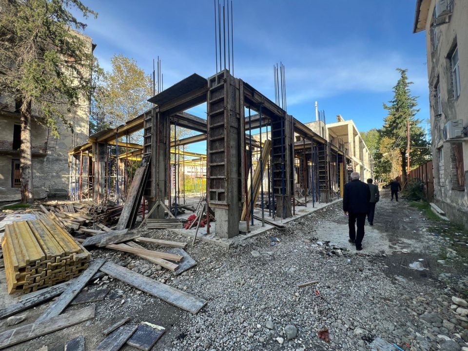 Администрация Сухума продолжает инспекции по выявлению незаконных построек