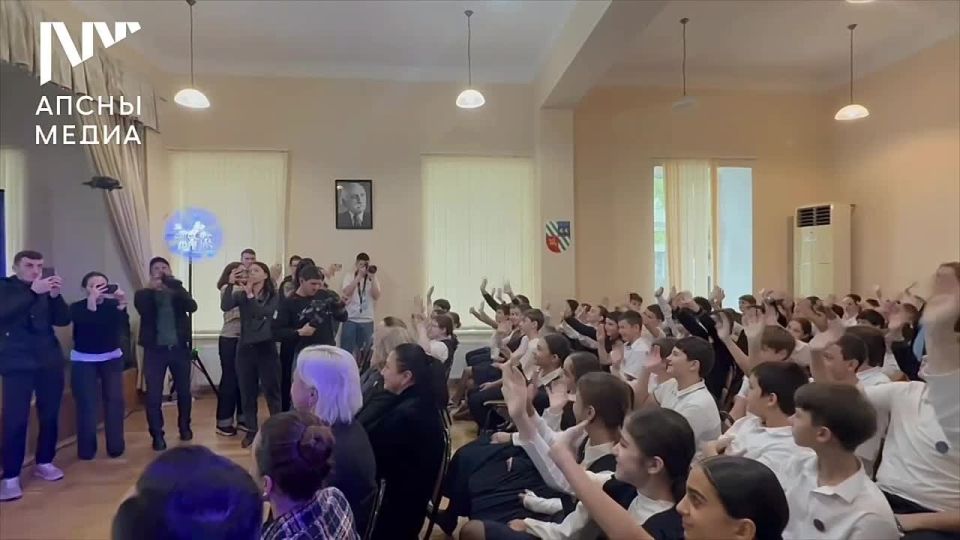 Марафон «Мобильный технопарк» для школьников открылся в Сухуме