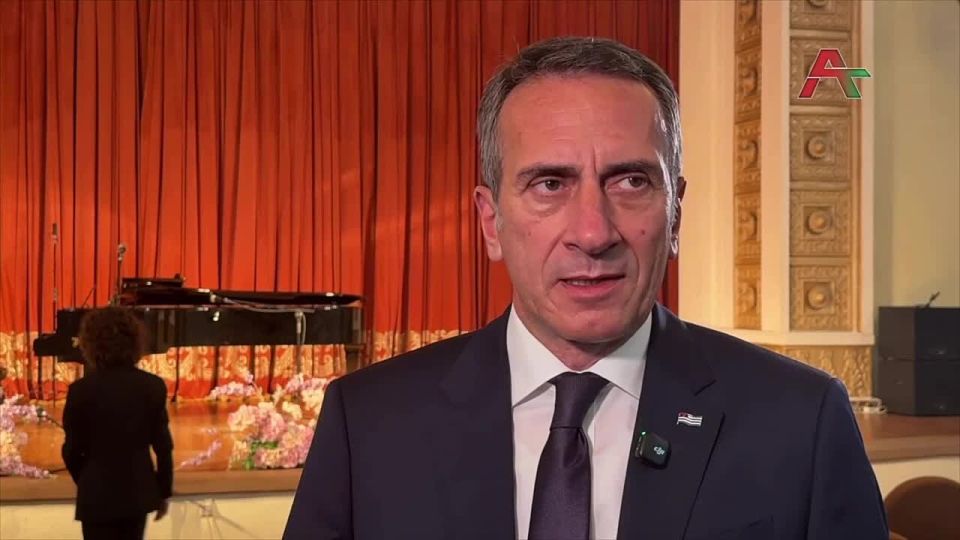 Конкурсантка из Никарагуа приняла в этом году участие в конкурсе-лаборатории Алисы Гицба, и этому посодействовал МИД Абхазии, сообщил глава ведомства Олег Барциц