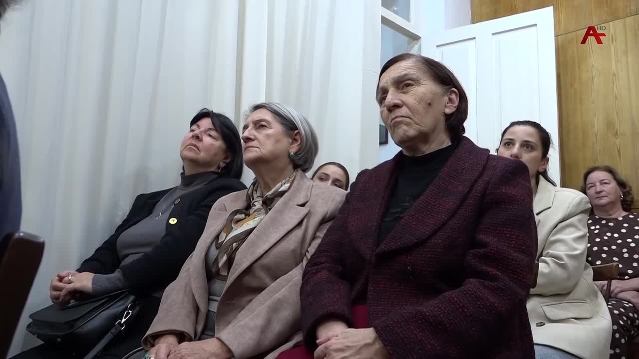 ЗДЫРРЕИ ЗБАХАТРЕИ БААУ. Имаысит апоет, аиага, аоурыхаа Денис Кьыршьал-иа Чачхалиа 75 шыса ихыра иазку ариарат хылазы