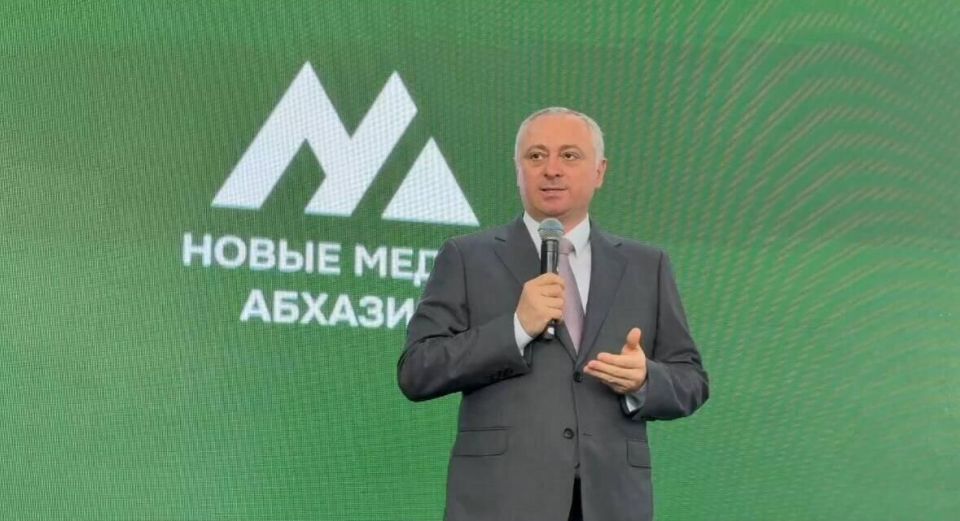 Sputnik недели: "Новые медиа Абхазии", регистрация кандидатов в депутаты и форумы