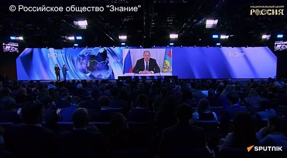 Для России нет враждебных народов ни на Западе, ни на Востоке, заявил глава МИД РФ Сергей Лавров