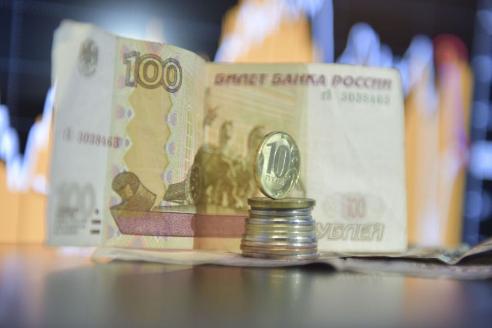 Пенсии отдельным категориям пенсионеров увеличат в Абхазии