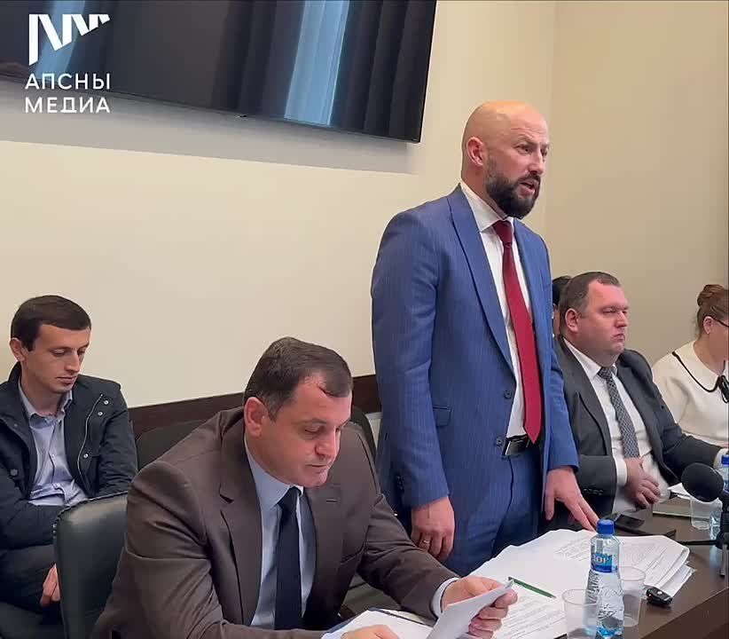 Депутаты Парламента приняли во втором окончательном чтении проект закона «О внесении изменения в некоторые законодательные акты Республики Абхазия»