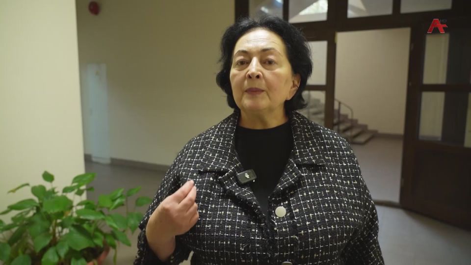 Асныти Аынаррат университет аны иаартуп араца рыша аизыраразы асеминара