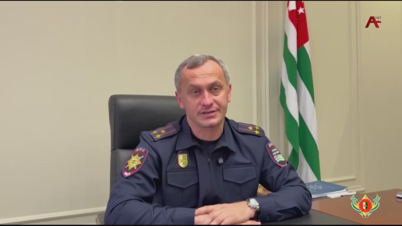 ГАИ МВД Абхазии напоминает водителям о необходимости получения российских водительских удостоверений для перемещения по территории Российской Федерации