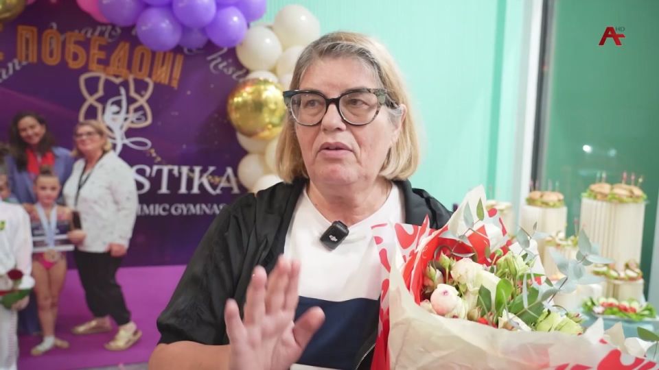 Асуа гимнастца ышца ахьты медалеи, иара убасгьы аранеи аџьаз медалеи ирысахеит Дубаи имаысыз GYMNASTIKA SOLO CUP 2025 атурнир аны