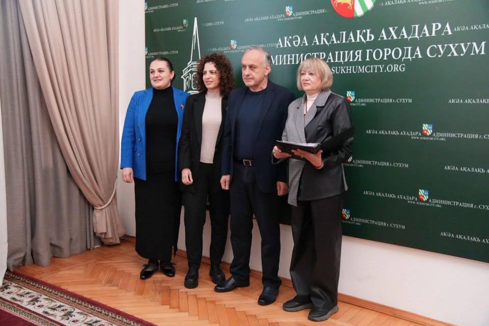 Двор на улице 30 Сентября объявлен "Лучшим сухумским двориком 2025 года"