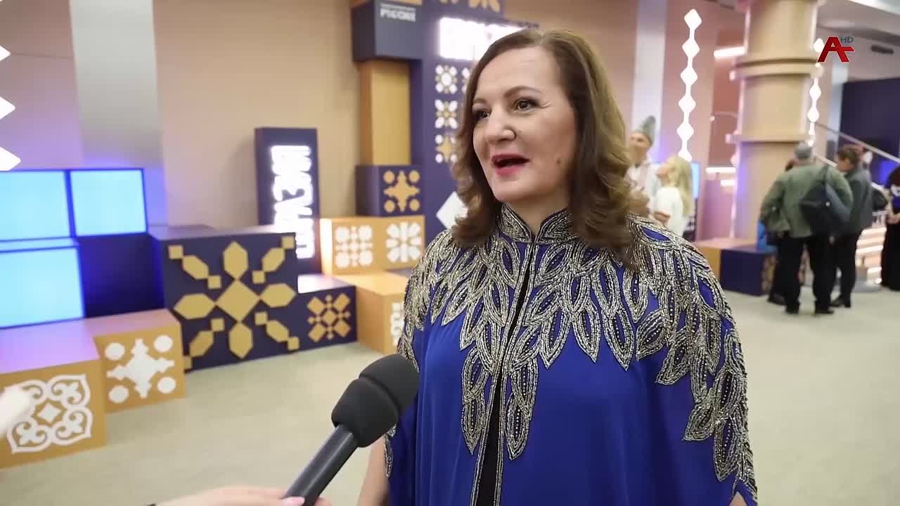 Народная артистка Абхазии и Заслуженная артистка России Алиса Гицба стала финалистом международной премии "Евразия в номинации "Мосты дружбы»