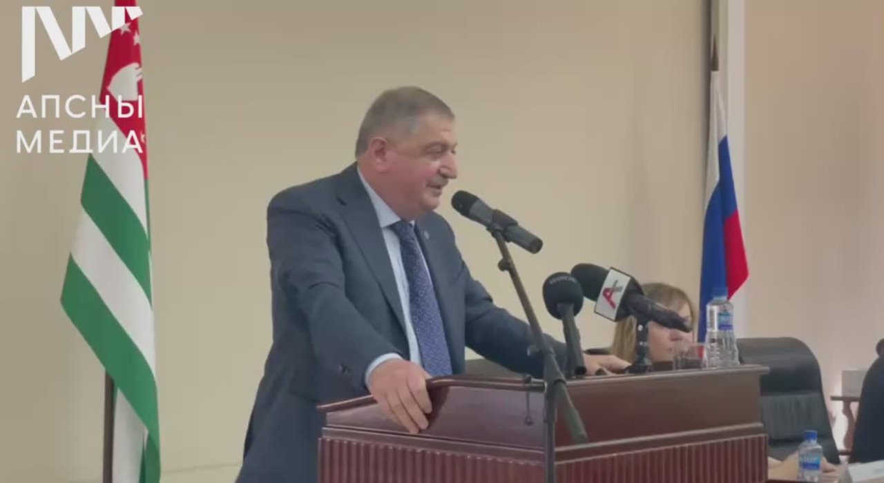 Генеральный директор по корпоративным функциям концерна «Росэнергоатом» Джумбери Ткебучава подчеркнул, что вся текущая деятельность компании направлена на укрепление интересов России и развитие сотрудничества с..