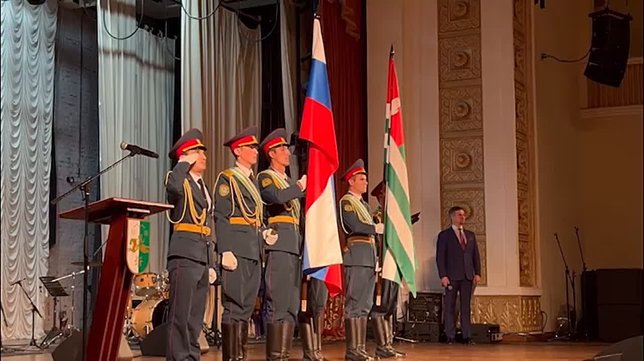 Абхазия высоко ценит высокий уровень взаимодействия с Россией, заявил глава Минкульта Даур Кове