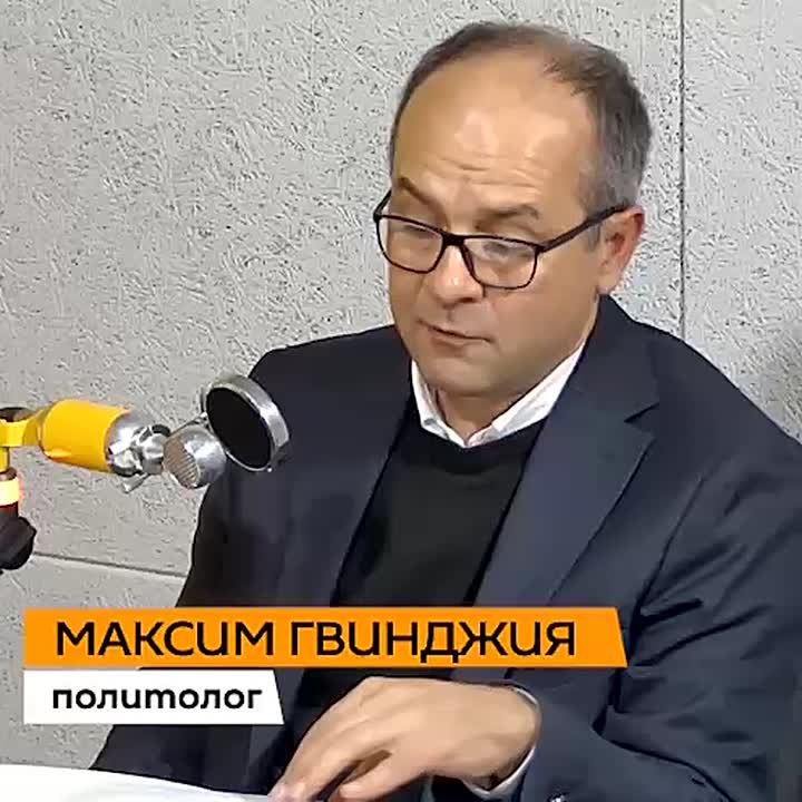 Муниципальные депутаты должны быть наделены большими полномочиями для решения каждодневных вопросов, считает политолог Максим Гвинджия