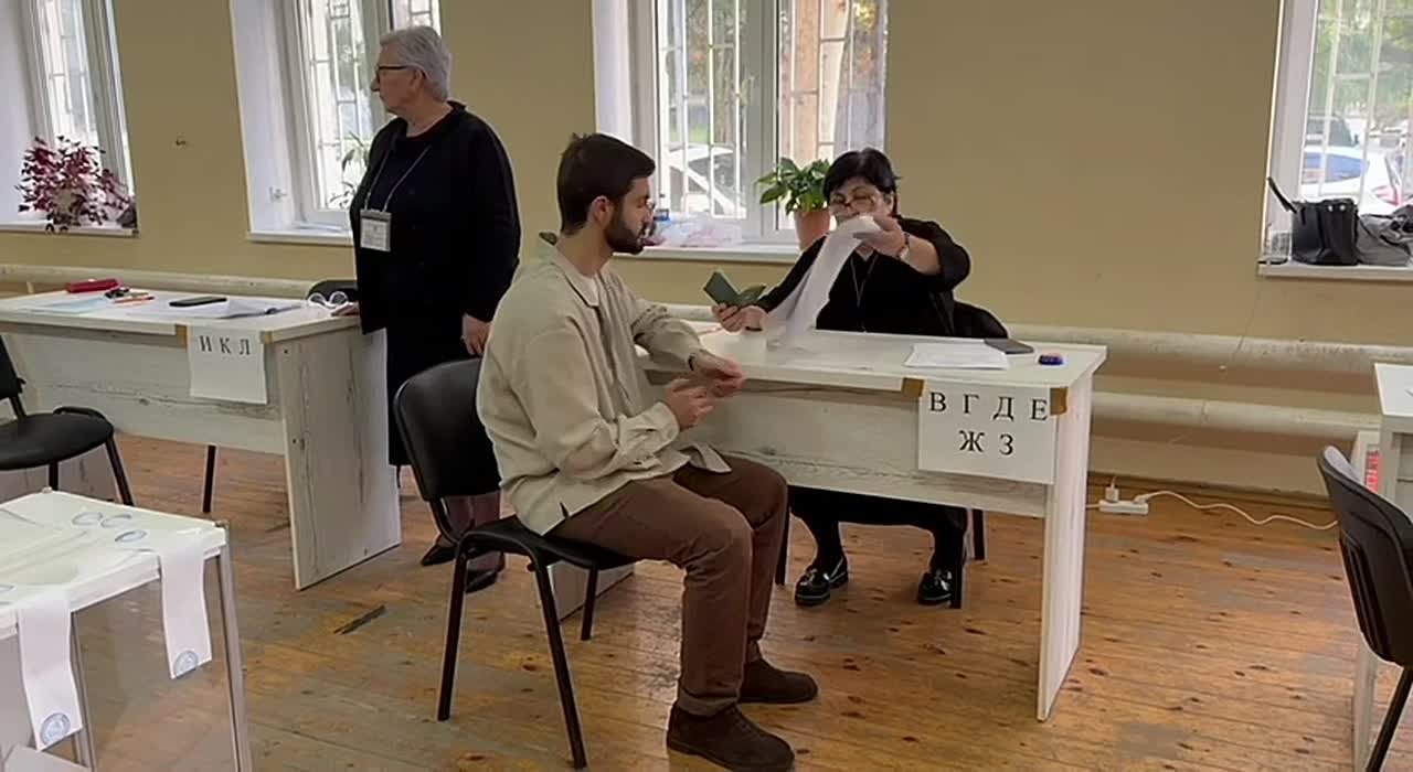 Президент проголосовал на выборах в органы местного самоуправления