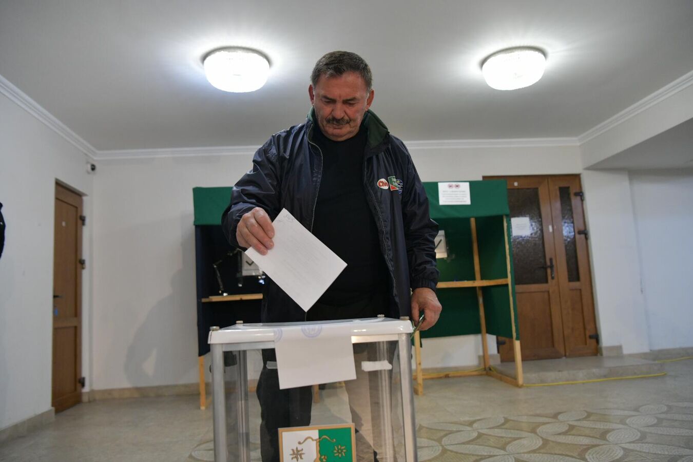 Абхазия выбирала местных депутатов: как граждане голосовали на участках