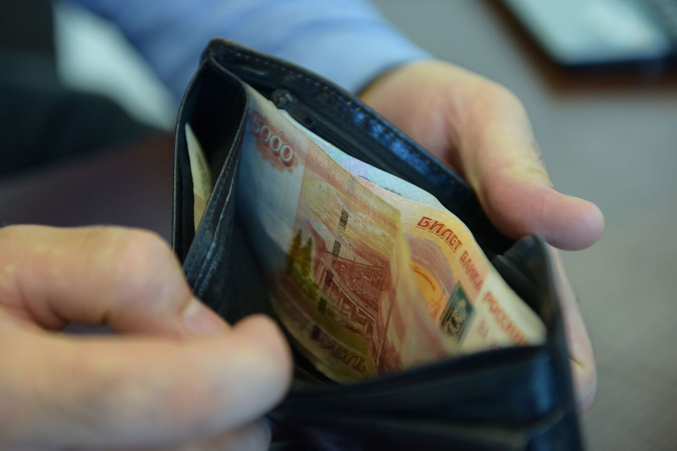 Гражданину Абхазии придется уплатить 3,2 млн таможенных платежей