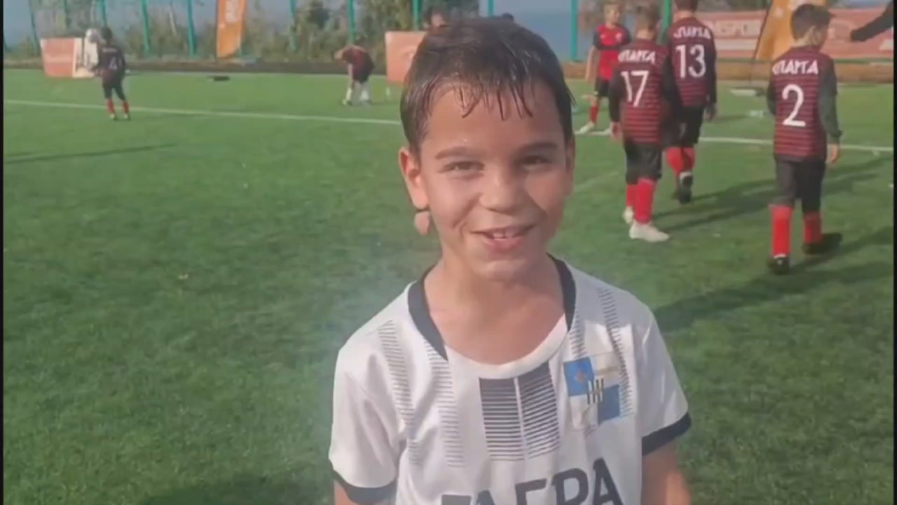 Гагрские футболисты одержали две победы подряд на всероссийском турнире в Геленджике