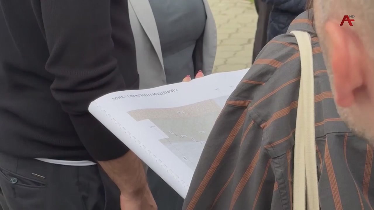 Финальное обсуждение перед стартом: выездное совещание по реконструкции набережной прошло в Сухуме