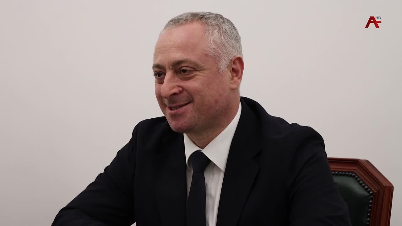 АУСЕЦУРА АЛШАА ИРЗААГЫЛЕИТ