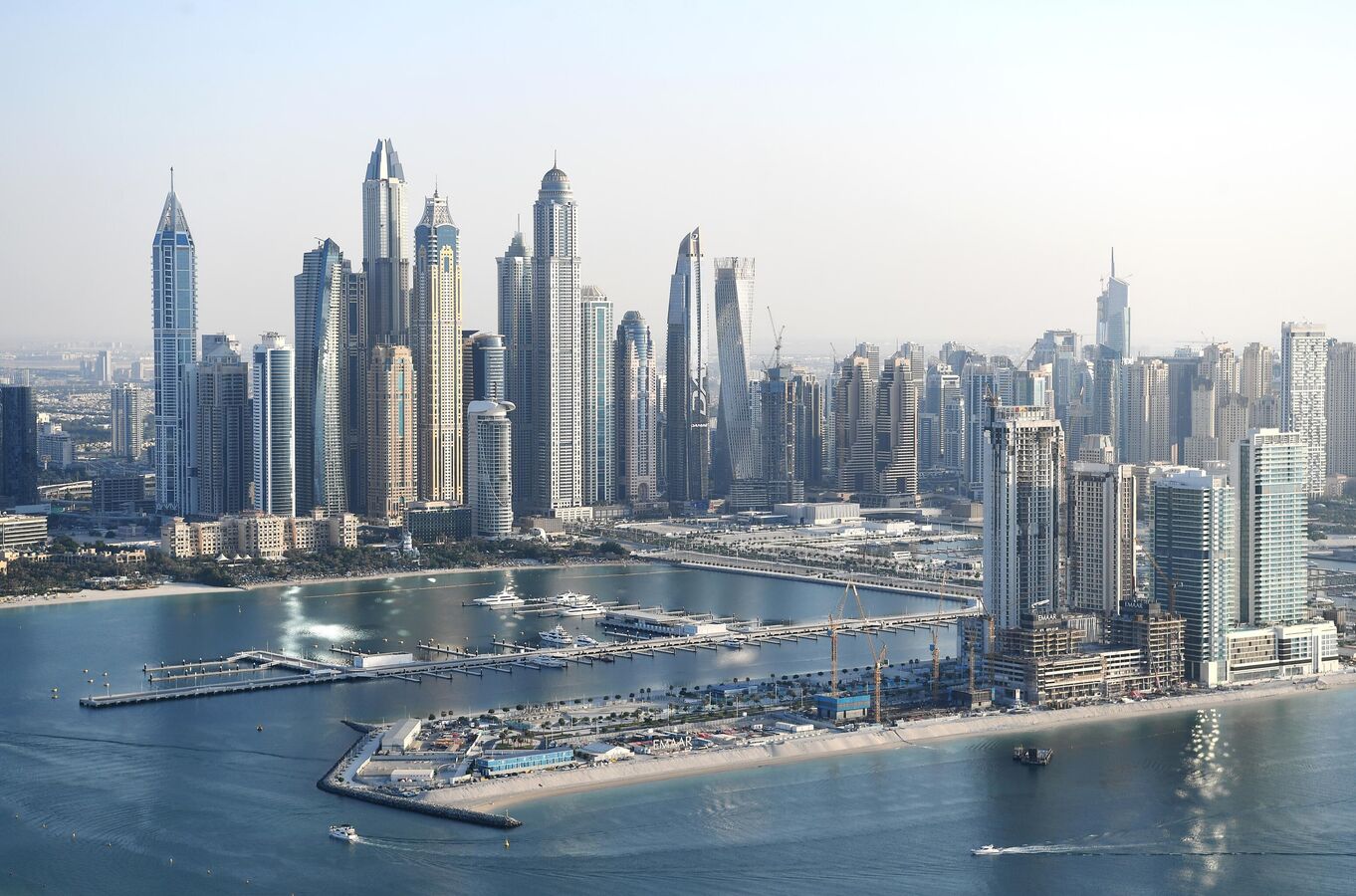 Самый высокий отель мира открылся в Дубае