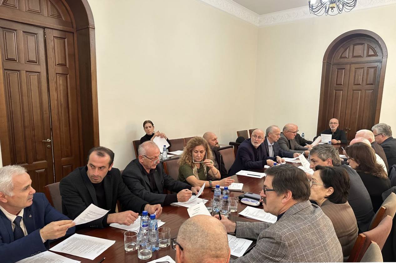 Состоялось первое заседание Организационного комитета международного фестиваля имени Б. В. Шинкуба «Аха еиса»