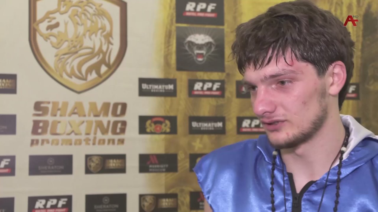 «ДЕРИСЬ И ПОБЕЖДАЙ». Дмитрий Палавандзия и Константин Барциц одержали победу в дебютных поединках на боксерском вечере «Дерись и побеждай!» Ивент 102, который состоялся на арене управления капитального строительства «Крылья..