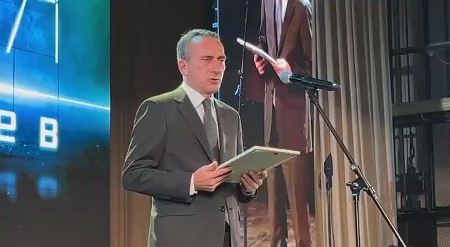 Олег Барциц передал благодарственное письмо главному редактору телеканала RT и медиагруппы "Россия сегодня" Маргарите Симоньян