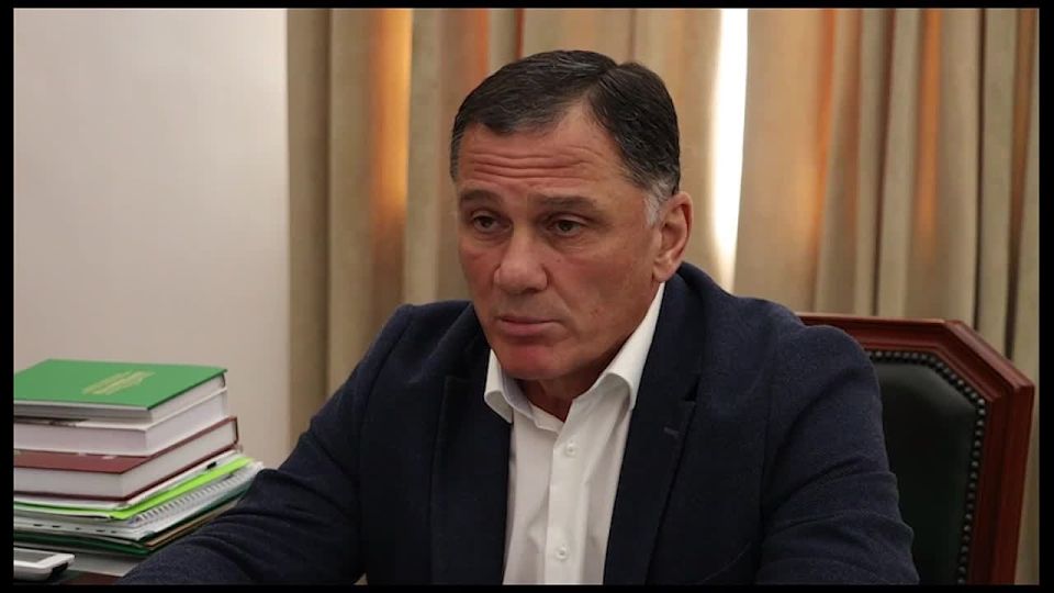 План по таможенным платежам за 10 месяцев перевыполнен на 1%, сообщил президенту председатель Государственного таможенного комитета Абхазии Отар Хеция