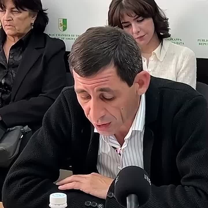 В 2025 году в рамках программы "Развития сельского хозяйства" планируется заложить 153 гектара садов многолетних насаждений, сообщил главный агроном Минсельхоза Абхазии Теваз Ачба