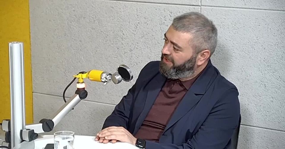 Один из самых быстрых способов увеличения номерного фонда — строительство глэмпинг-отелей, отметил в эфире радио министр туризма Абхазии Астамур Логуа