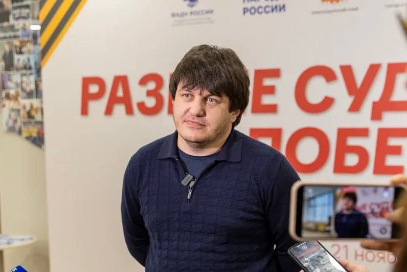 Командир Интернациональной бригады «Пятнашка» Ахра Авидзба, чья история «Дикая дивизия Донбасса» представлена на портале архивсвои.рф в ходе ежегодного патриотического форума «Разные судьбы – Победа одна» рассказал о своем..