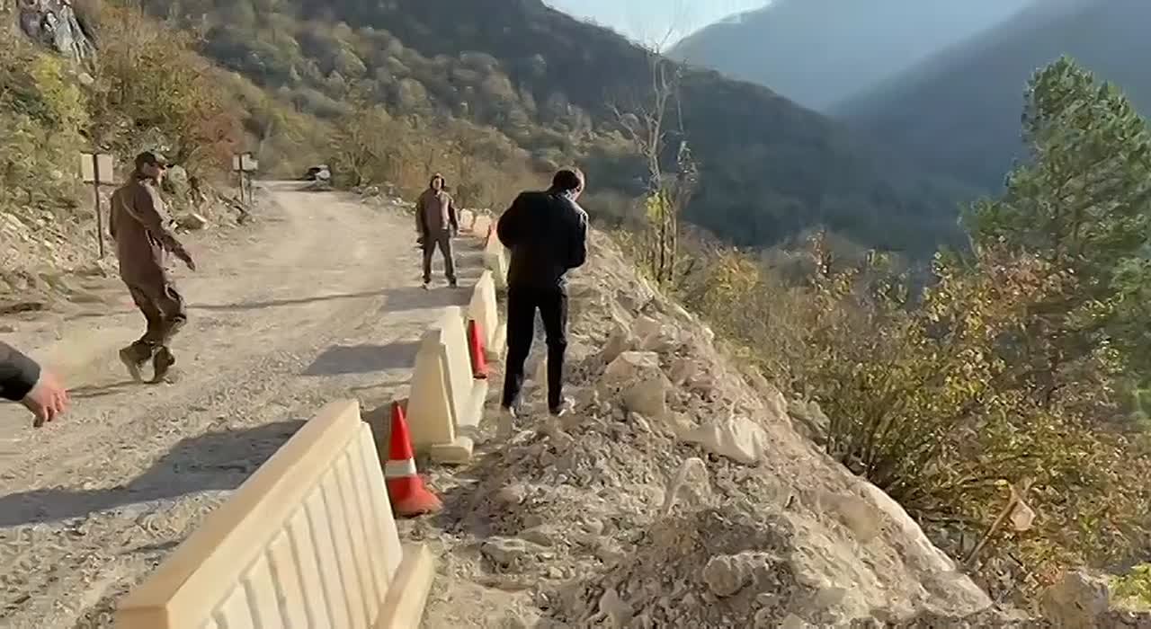 Начались ремонтно-восстановительные работы в тоннеле в районе села Лата Кодорского ущелья