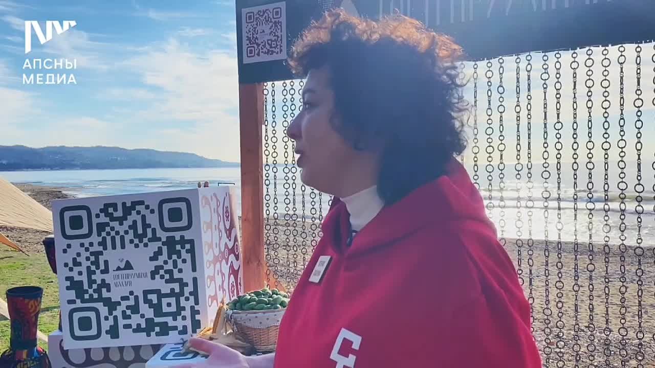 Образовательный шатер: просветительский трек проекта «Гостеприимная Абхазия» работает в рамках гастрофестиваля в Сухуме