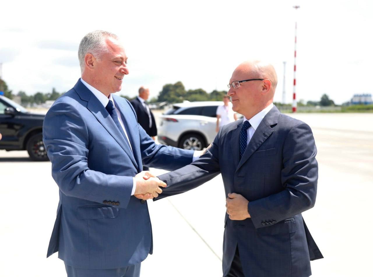 Сергей Кириенко прибыл в Абхазию с рабочим визитом