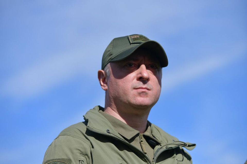 Бадра Гунба почтил память добровольца из Абхазии Гургена Григоряна