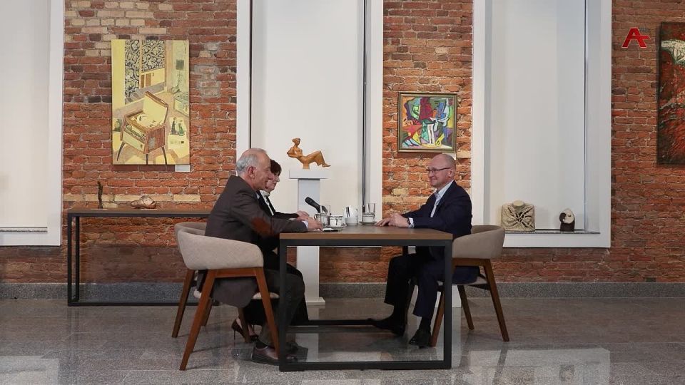 Урыстыла ахада иусбара аиабы акти ихаыуа Сергеи Кириенко асуа телехашреи АБАЗА-ТВ аинтервиу риеит