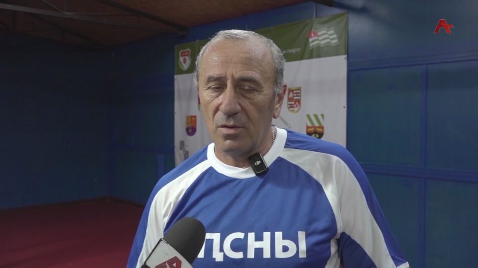 ААК ДУ ЗМОУ АИЦЛАБРАА. хынкынмза ха зылшараа ку ауаа жларбжьарати рымшны ихьаоуп