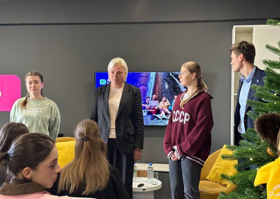 В Представительстве ДВФМ в Абхазии прошла рабочая встреча для экскурсоводов