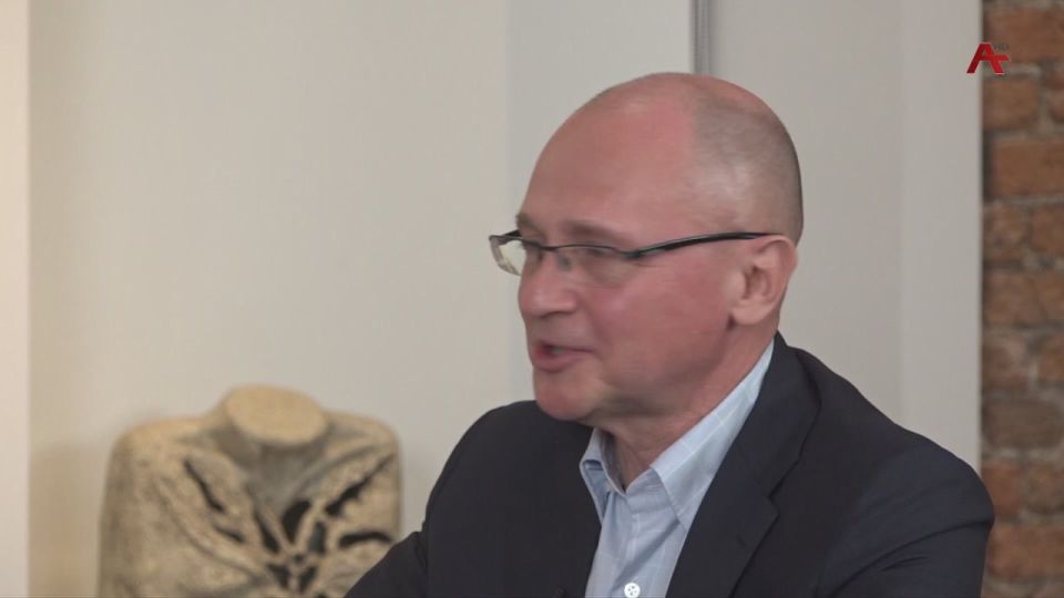 Сергей Кириенко в интервью Абхазскому телевидению и Абаза- ТВ поделился своими детскими воспоминаниями о родном Сухуме: