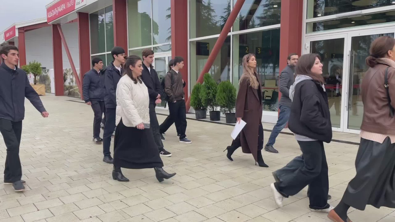 Консультация по участию в квотном отборе 2026/27 с погружением в будущую профессию прошла в Международном аэропорту «Сухум» имени В.Г. Ардзинба