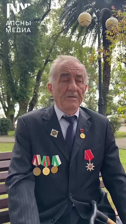 15 декабря 75-летний юбилей отмечает Иван Дорофеевич Тарба — человек уникальной судьбы, чья биография гармонично вместила в себя и академическую строгость профессора философии, и мужество защитника Родины