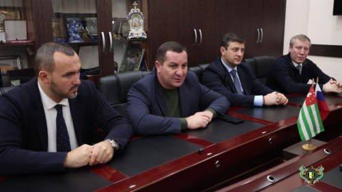 Вице-премьер, министр внутренних дел Роберт Киут принял делегацию МВД Российской Федерации во главе с заместителем начальника Управления международного сотрудничества МВД России Вячеславом Севрюковым